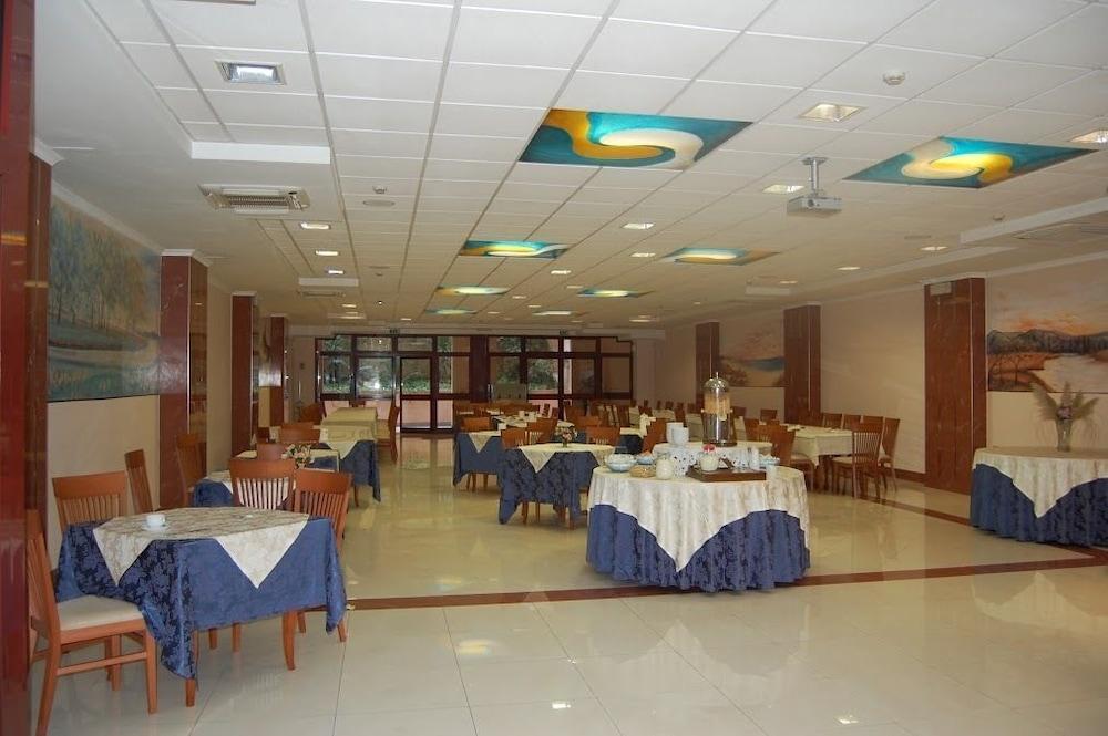 Hotel Laurence Róma Kültér fotó