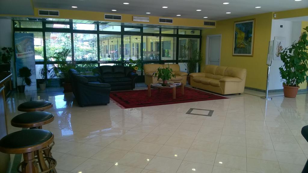 Hotel Laurence Róma Kültér fotó