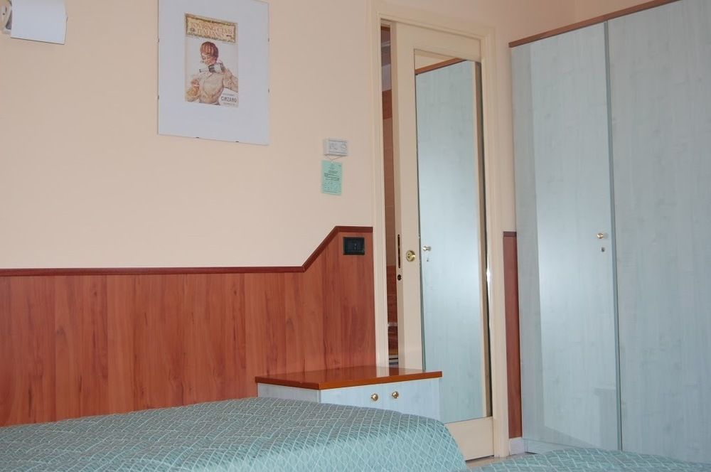 Hotel Laurence Róma Kültér fotó